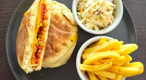 Bazlama Tost