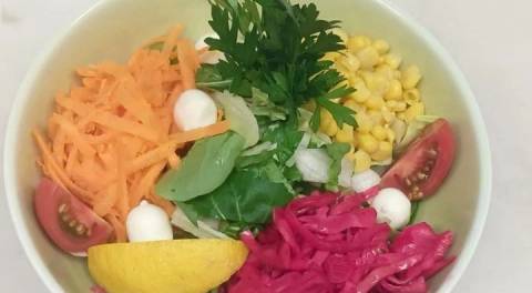 Mevsim Salata